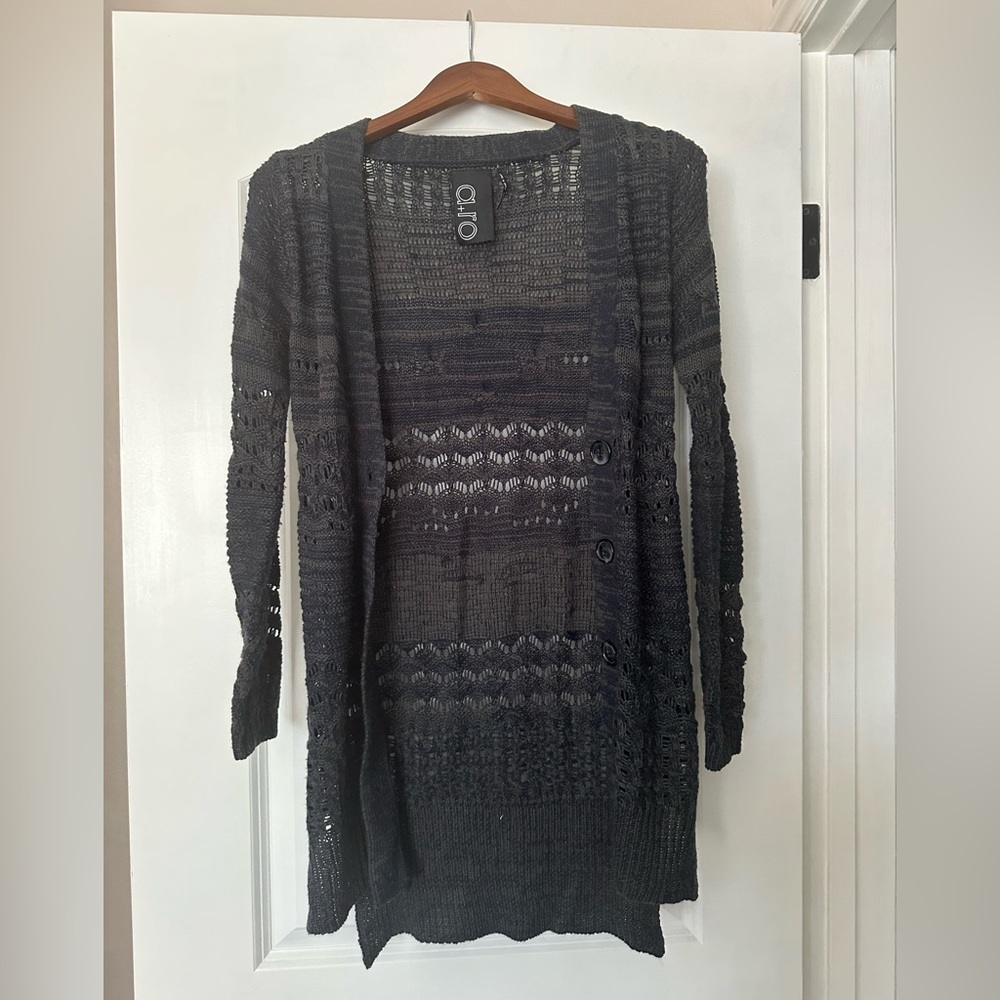 Women’s Navy Blue Lightweight Sweater Size XS